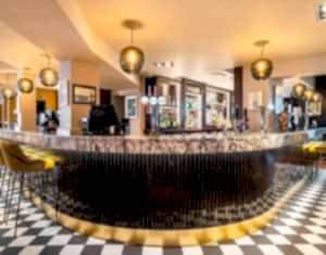 10X100 Bar Önü Siyah Çini Seramik