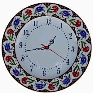 PRT 67 25 Cm Kırmızı Siyah Yaldızlı Lale karanfil Desenli Porselen Çini saat