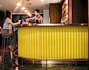 10X100 Bar Önü Sarı Çini Seramik